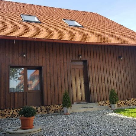 Отель Casa Sura Sasilor Сибиу Экстерьер фото