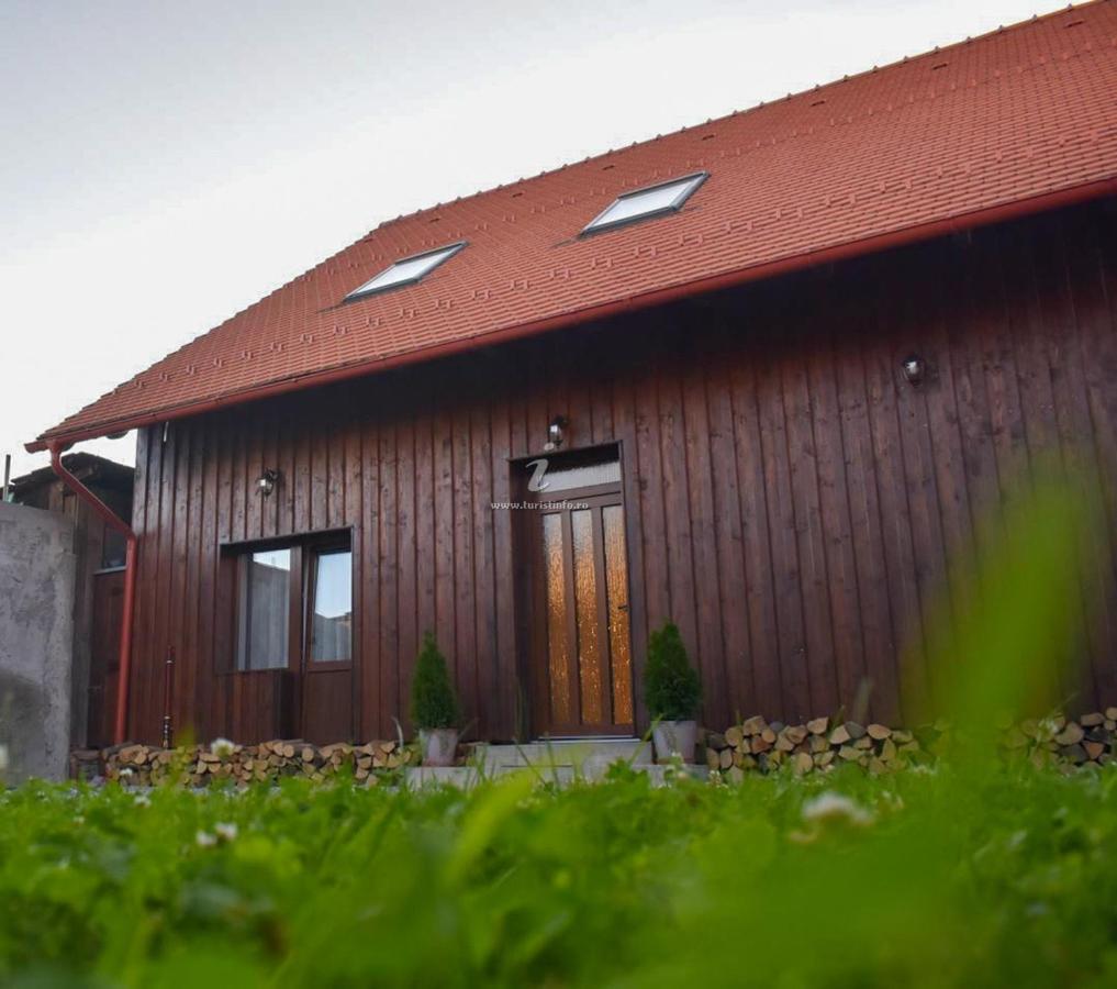 Отель Casa Sura Sasilor Сибиу Экстерьер фото